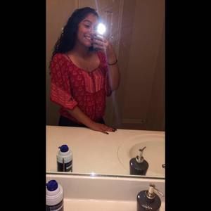 Meet your Posher, Jessena